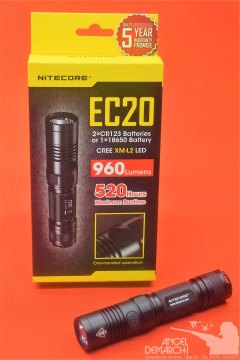 LINTERNA NITECORE  LINTERNA EC20 - 960 LUM - 12.450 cd - 222 mts