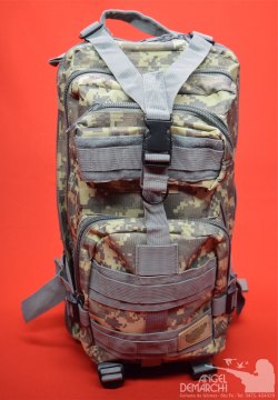 MOCHILA EAGLE CLAW COMPACT CAMO DIGITAL MOCHILA EAGLE CLAW COMPACT CAMO DIGITAL