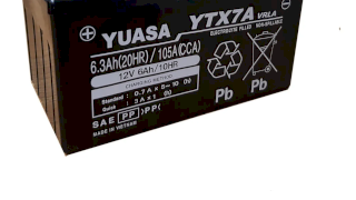 BATERIA YUASA YTX7A-BS 