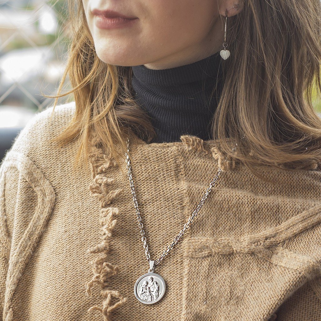 Collar Acero Sagrada Familia