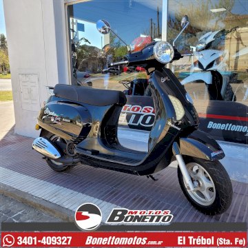 MOTOMEL STRATO EURO 150 2015 7400 KM MOTOMEL STRATO EURO 150 2015 7400 KM