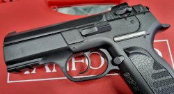 PISTOLA TANFOGLIO SEMI FORCE 99 POLICE PAVONADA CAL .9