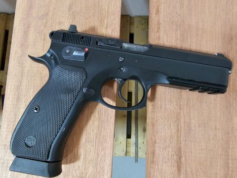 PISTOLA CZ 75 SP-01 SHADOW SEMI CAL. 9 MM (USADA)