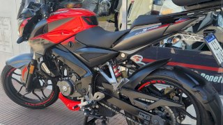 BAJAJ ROUSER 200 NS 2020 10100 KM