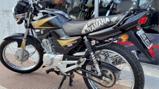 YAMAHA YBR 125 BASE 2015 14800 KM 