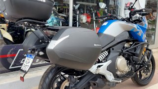CF MOTO 650 MT 2021 9100 KM 