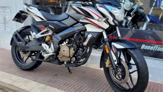 BAJAJ ROUSER 200 NS 2016 12100 KM 