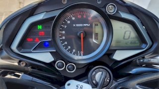 BAJAJ ROUSER 200 NS 2016 12100 KM 