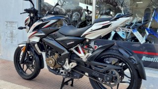 BAJAJ ROUSER 200 NS 2016 12100 KM 