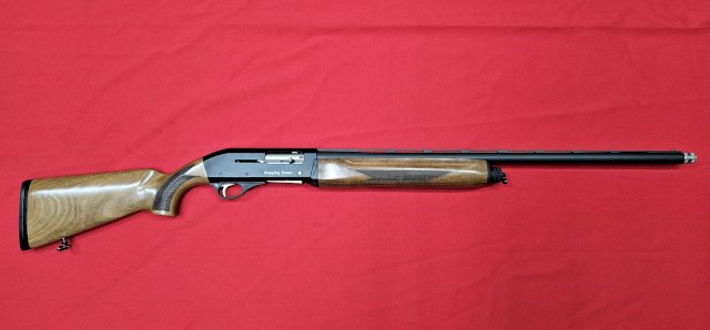 ESCOPETA AKKAR SEMI MADERA/PAVON CAL 12 ESCOPETA AKKAR SEMI MADERA/PAVON CAL 12