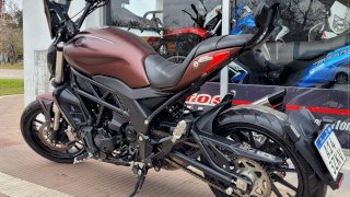 BENELLI 502 C 2021 12.900 KM