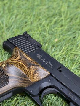 PISTOLA SMITH & WESSON SEMI 41 - 178 MM CAL 22LR PISTOLA SMITH & WESSON SEMI 41 - 178 MM CAL 22LR