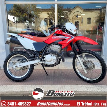 HONDA XR 250 TORNADO 2014 14.572 KM HONDA XR 250 TORNADO 2014 14.572 KM