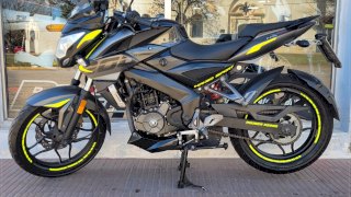 BAJAJ ROUSER 200 NS 2022 24.215 KM