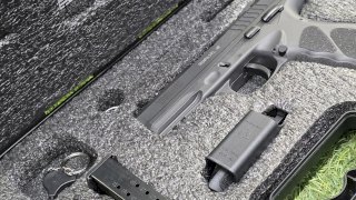 PISTOLA TAURUS 9MM  TH9 PAVÓN/GRIS