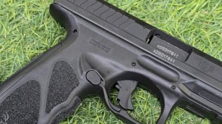 PISTOLA TAURUS SEMI 9MM TS9 PAVONADA 