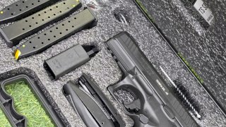 PISTOLA TAURUS SEMI 9MM TS9 PAVONADA 