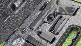 PISTOLA TAURUS SEMI 9MM TS9 PAVONADA 