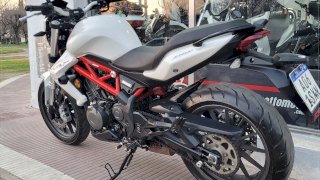 BENELLI TNT 300 2017 38.000 KM