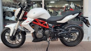 BENELLI TNT 300 2017 38.000 KM