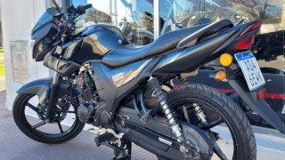 YAMAHA SZ 150 RR 2017 20.200 KM 