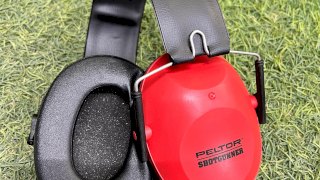 PROTECTORES AUDITIVOS SHOTGUNNER - 97011 COLOR ROJO