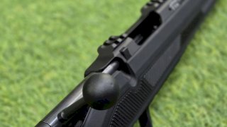 CARABINA A CERROJO 22LR 600 ALPHA CZ