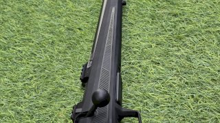 CARABINA A CERROJO 22LR 600 ALPHA CZ