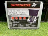 KIT DE LIMPIEZA WINCHESTER  KIT WINCHESTER 62 PIEZAS - ESTUCHE ALIMINIO