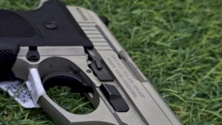 PISTOLA BERSA SEMI PLUSCOMBAT 380 NIKELADA CAL .380