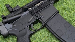 CARABINA SEMI TIPPMANN ARMS .22 M4- MICRO ELITE CUL PLEG