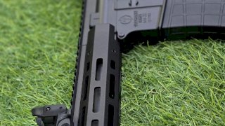 CARABINA SEMI TIPPMANN ARMS .22 M4- MICRO ELITE CUL PLEG