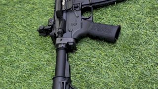 CARABINA SEMI TIPPMANN ARMS .22 M4- MICRO ELITE CUL PLEG