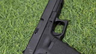 PISTOLA SEMI GLOCK 17 L CAL .9MM