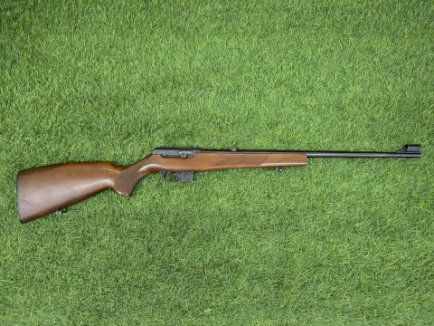 CARABINA SEMI BRNO 511 CAL .22 (USADA)