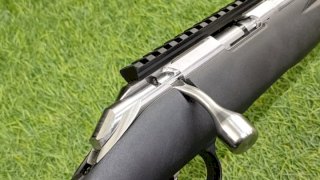 CARABINA RUGER AMERICAN CAL. 22 WMR SINTETICA/INOX #15127
