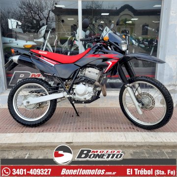 HONDA XR 250 TORNADO 2017 19.800 KM HONDA XR 250 TORNADO 2017 19.800 KM