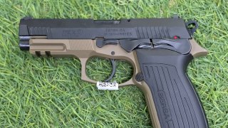 PISTOLA SEMI BERSA TPR9DE FRAME FDE CAL 9MM DOS TONOS