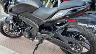 BAJAJ DOMINAR 400 UG 2021 6.783 KM