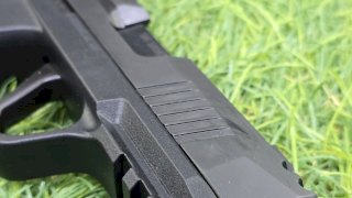 PISTOLA SEMI SIG SAUER CAL .9MM P365XCA-9-COMP MACRO