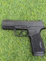 PISTOLA SEMI SIG SAUER CAL .9MM P365XCA-9-COMP MACRO
