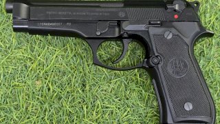 PISTOLA BERETTA SEMI CAL .9MM 92FS 