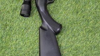 CARABINA MOSSBERG SEMI M715 TACTICAL C/MIRA  CAL .22 LR