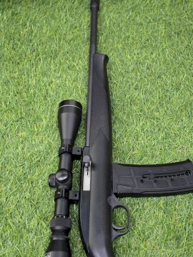 CARABINA MOSSBERG SEMI M715 TACTICAL C/MIRA CAL .22 LR CARABINA MOSSBERG SEMI M715 TACTICAL C/MIRA CAL .22 LR