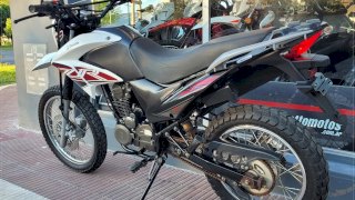 ZANELLA ZR 150 2024 5.100 KM  ZANELLA ZR 150 2024 5.100 KM