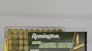 MUNICION REMINGTON CAL .22 WMR PREMIER GREEN TIP 33GRS