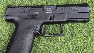 PISTOLA SEMI CZ P-10 C CAL. 9MM PAVON PISTOLA SEMI CZ P-10 C CAL. 9MM PAVON