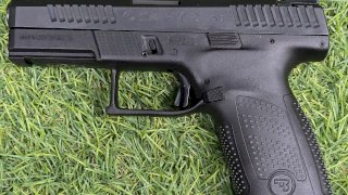 PISTOLA SEMI CZ P-10 C CAL. 9MM PAVON PISTOLA SEMI CZ P-10 C CAL. 9MM PAVON