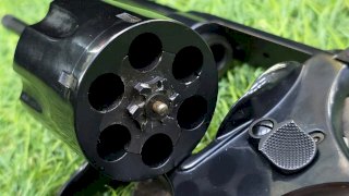 REVOLVER SMITH & WESSON 27 CAL. 357 MGM 4