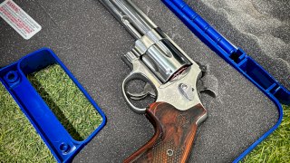 REVOLVER SMITH & WESSON 629 DE LUXE CAL. 44 MGM